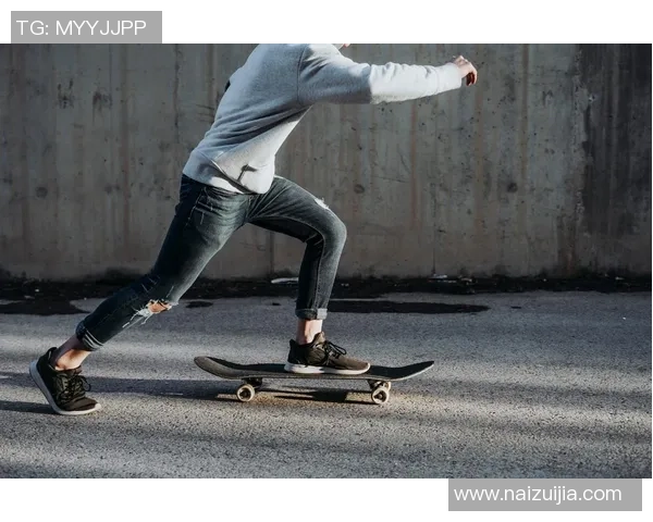 成都滑板队技术解析与训练心得分享探索滑板运动的魅力与挑战 成都滑板队技术解析与训练心得分享探索滑板运动的魅力与挑战