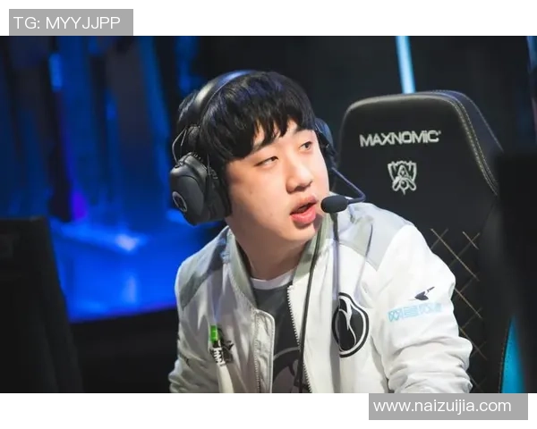 乌塞克与亨特精彩对决视频回顾赛场瞬间尽在眼前 乌塞克与亨特精彩对决视频回顾赛场瞬间尽在眼前